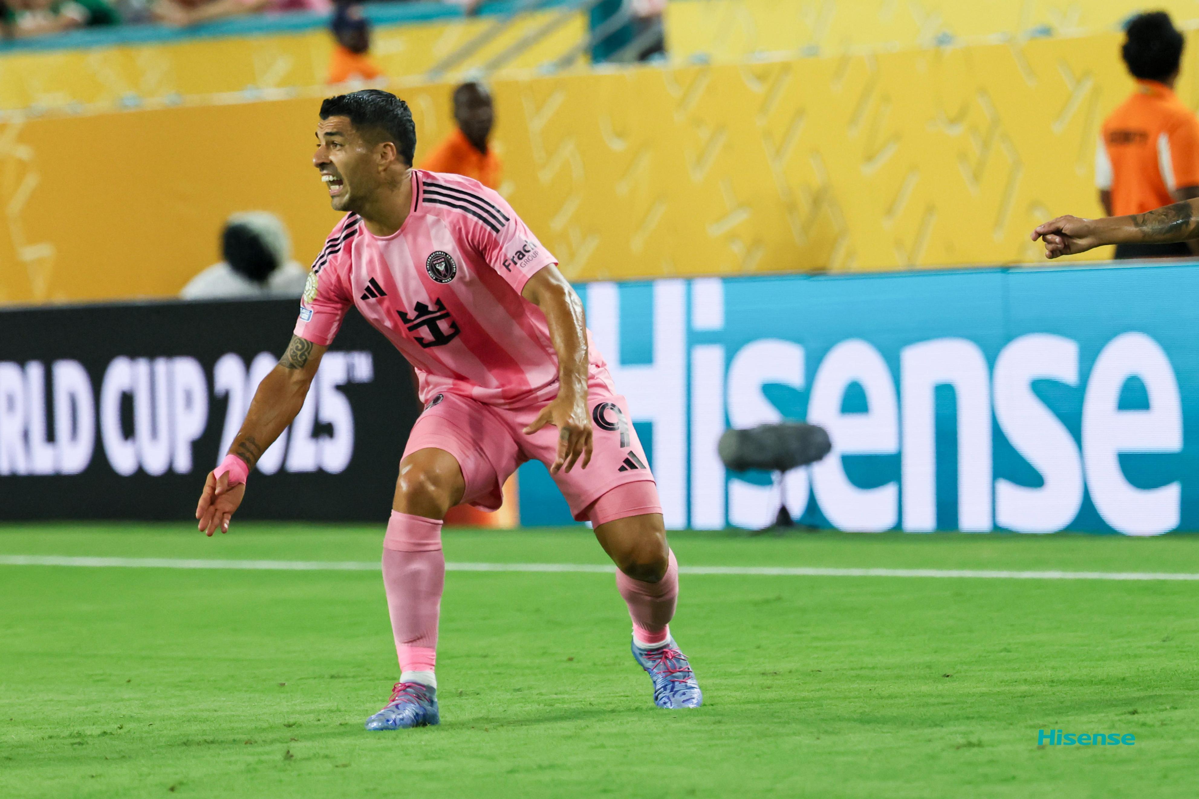 英雄联盟赔率-包含冲刺阶段体能课后，AC米兰外线爆发备战亚冠，压力陡增，身体对抗强度拉满的词条